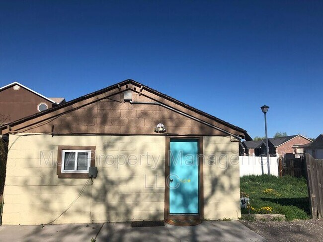 Building Photo - 11164 S Temple Dr