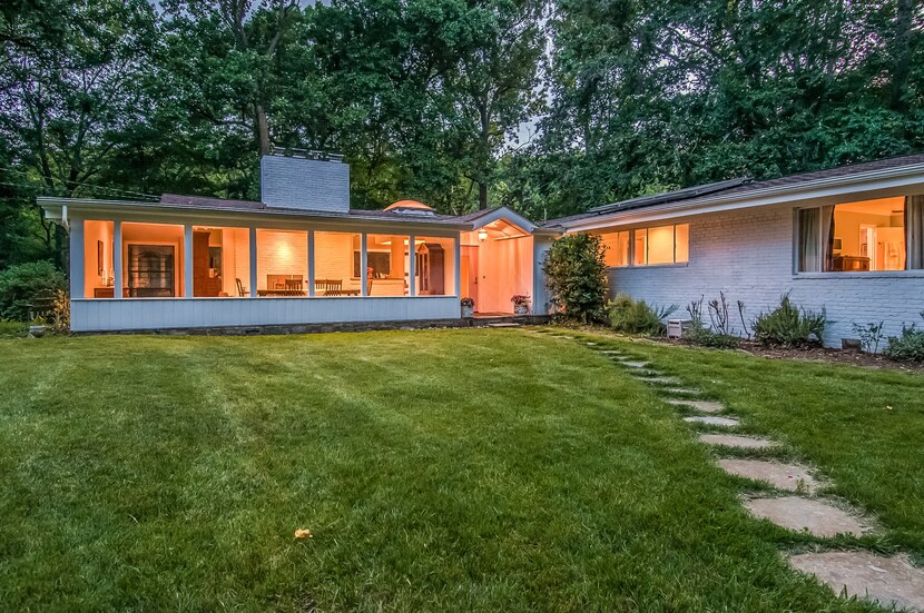 Primary Photo - 1326 Ranleigh Rd