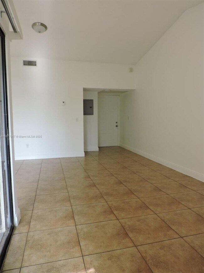 Foto del edificio - 1331 S Franklin Ave