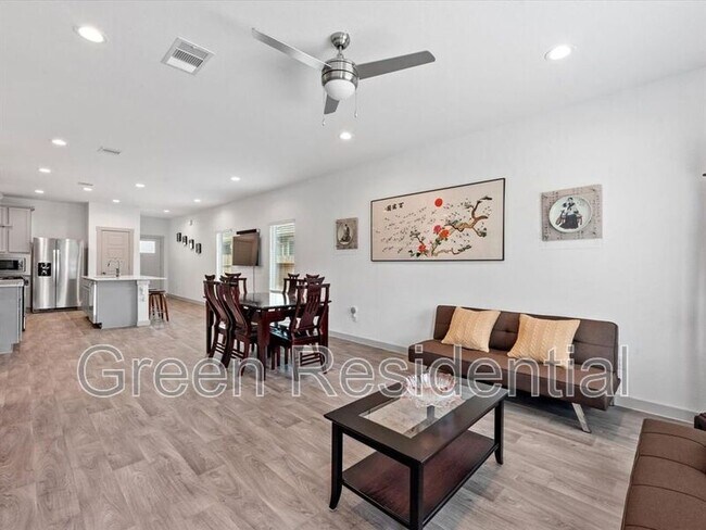 Foto del edificio - 12525 Abbey House Ct