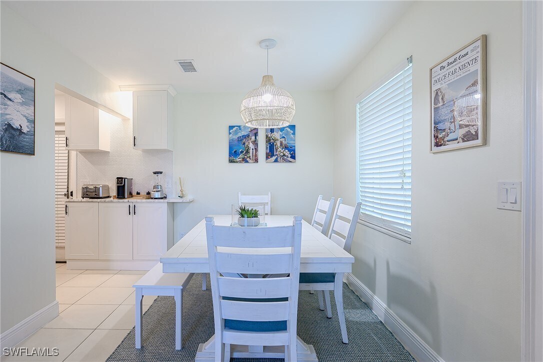 Primary Photo - 757-101 101st Ave N