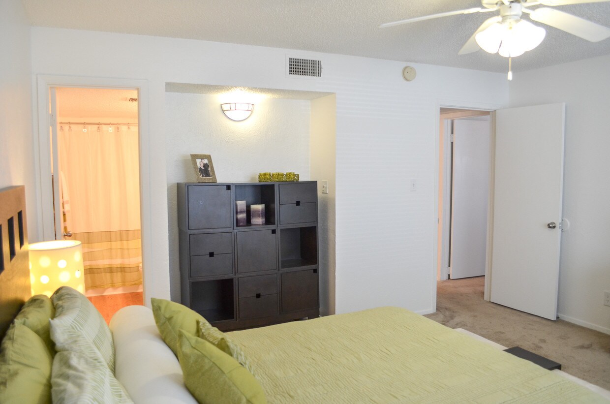 Habitación principal - Arbor Creek Apartments