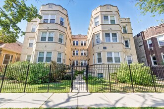 Building Photo - 6312 N Fairfield Ave