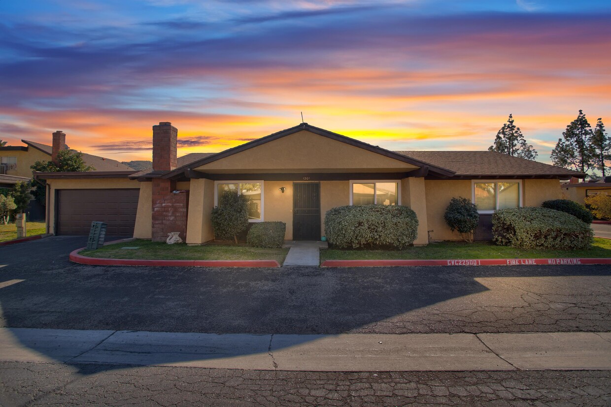 1201 S Buena Vista St, Hemet, CA 92543 Townhome Rentals in Hemet CA