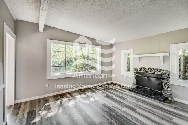 Foto del edificio - 1152 Linthicum St