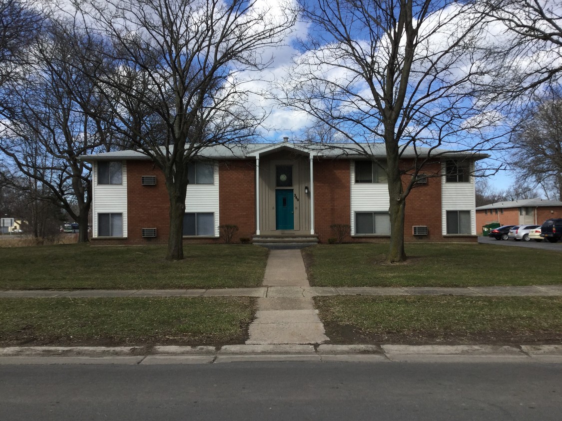 Primary Photo - Mt Read Garden Apartments