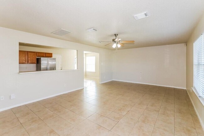 Foto del edificio - 7931 Brook Trail Cir