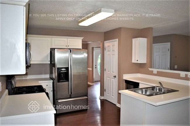 Building Photo - 4028 St George Walk SW