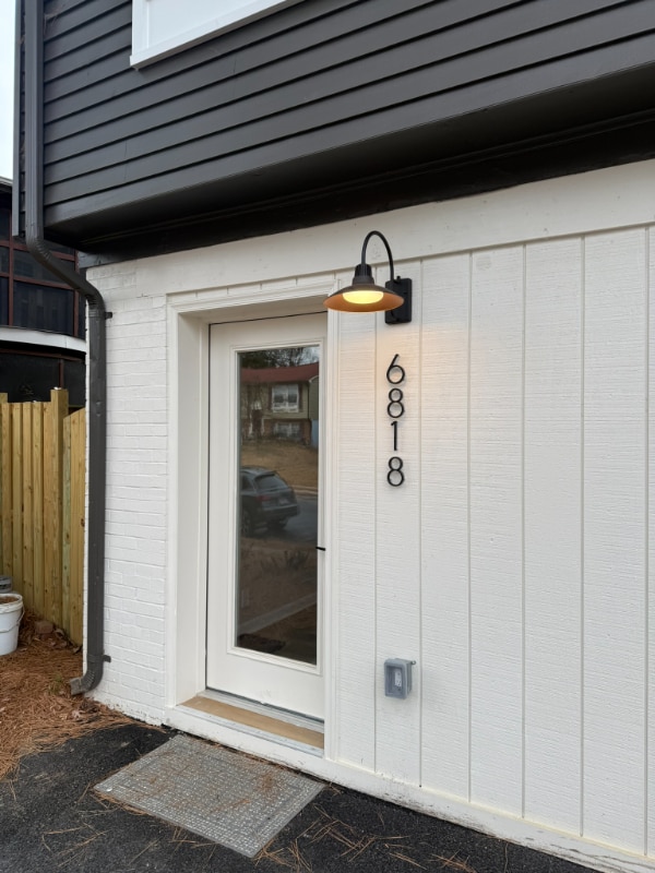 Building Photo - 6818 Ben Franklin Rd