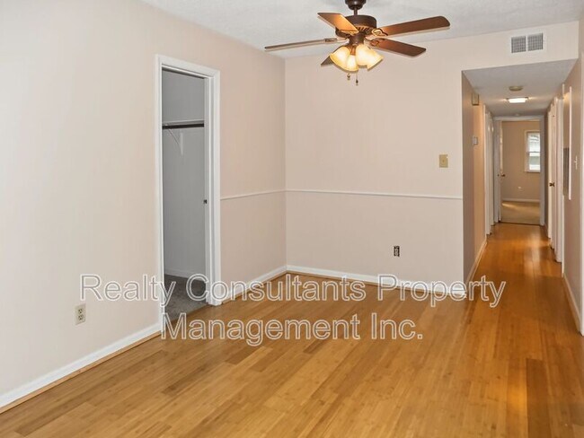 Foto del edificio - 4610 Lawndale Dr