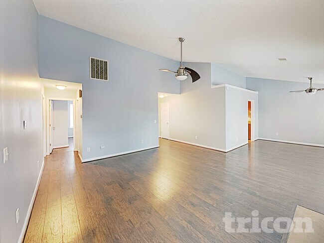 Building Photo - 430 Forest Grove Cir