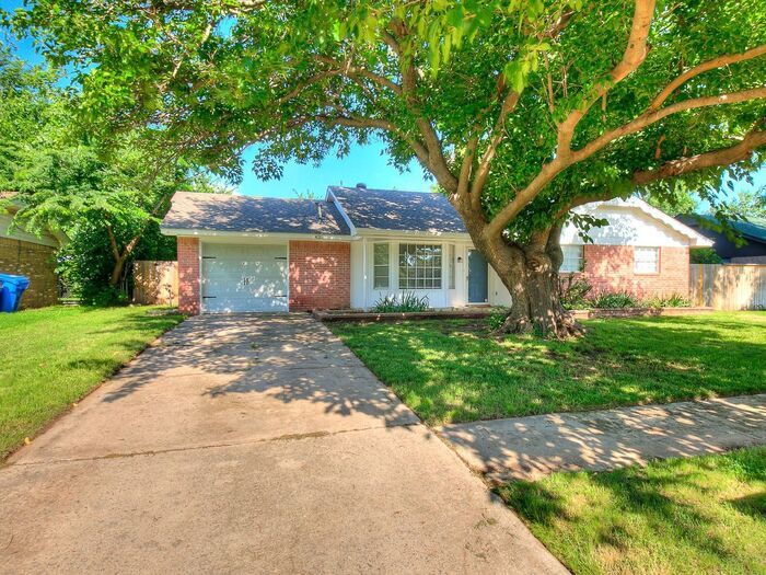 Norman 3 Bed 2 Bath House! House for Rent in Norman, OK