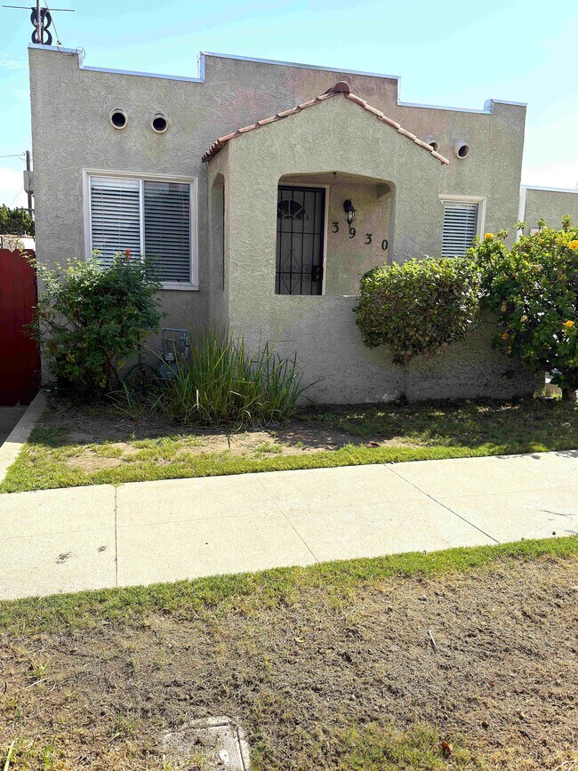 Foto del edificio - 3930 E 14th St