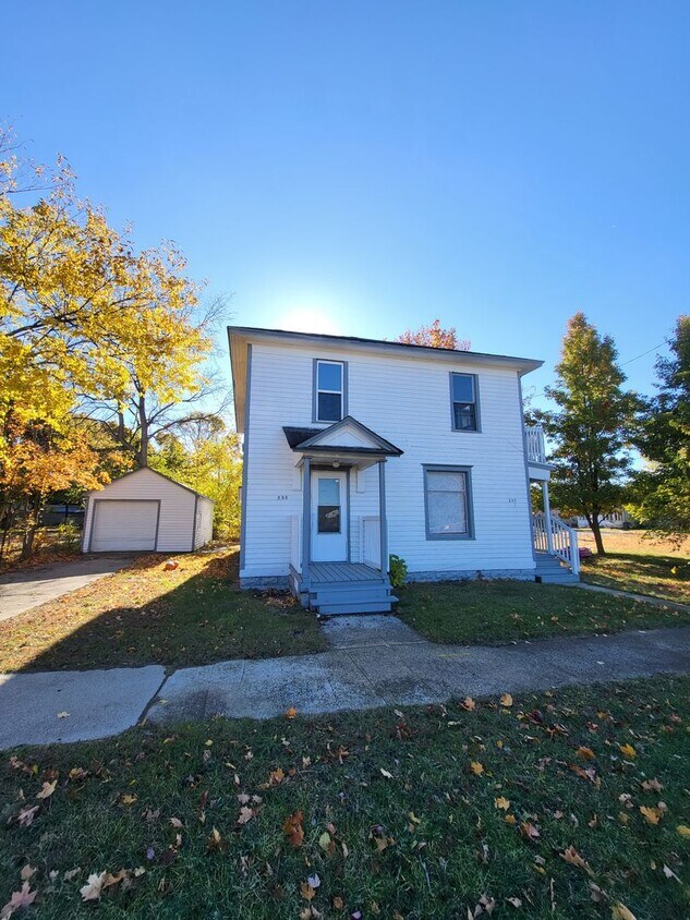 Primary Photo - 233 Delaware Ave