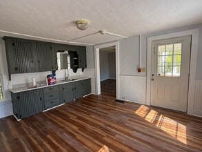 Building Photo - 35 Merrimac St