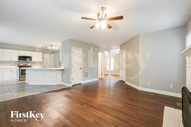 Foto del edificio - 1520 Maplewood Ct