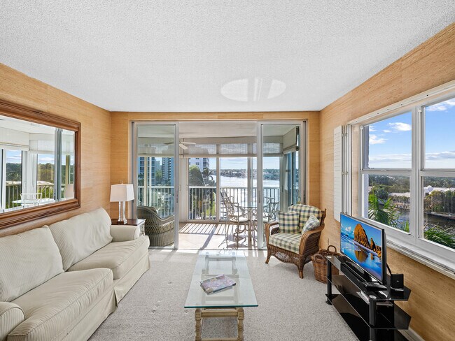 Foto del edificio - 3212 S Ocean Blvd