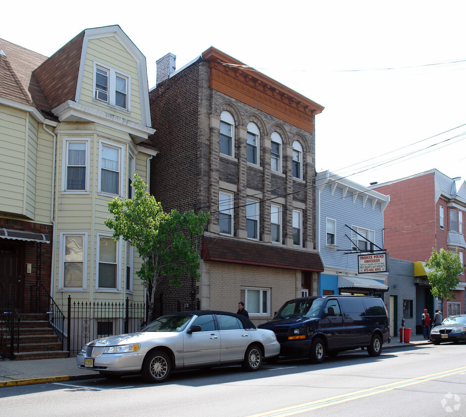 Foto del edificio - 309 Frank E Rodgers Blvd