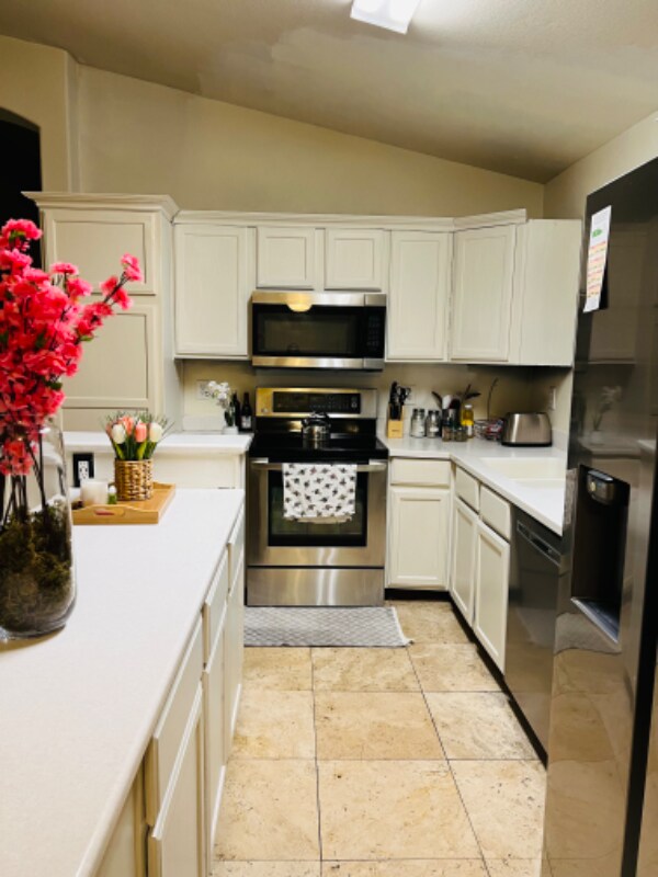 Foto del edificio - 6417 N 84th Ln