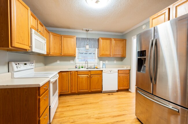 Foto del edificio - Charming 3BR/2BA Home for Rent in Clemson ...