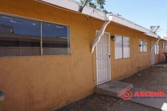 Building Photo - 1012 Quincy St