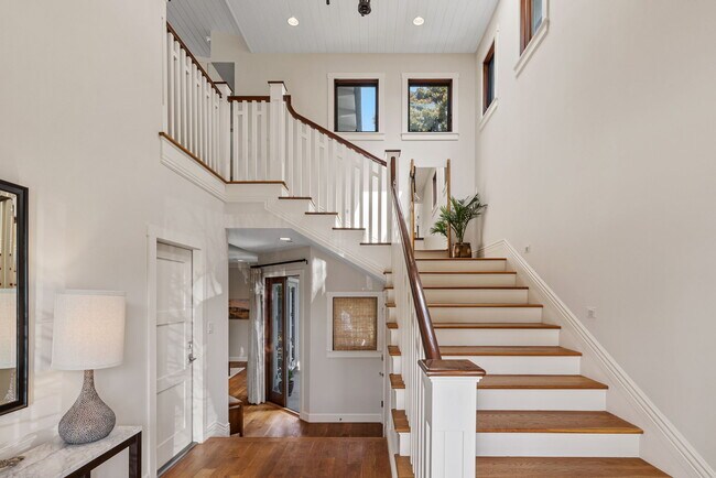 Foto del edificio - 521 24th Pl