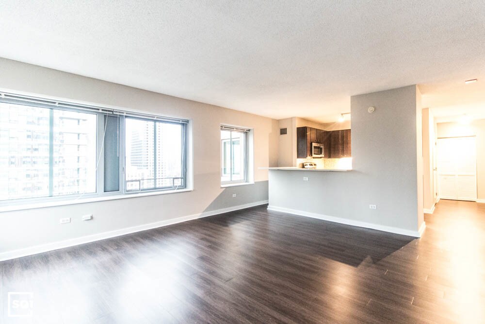 Primary Photo - GOLD COAST: Newly renovated modern unit