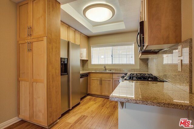 Foto del edificio - 1420 Peerless Pl