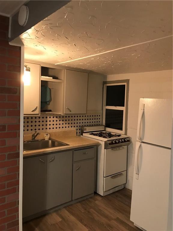 Foto del edificio - 16 W Thatcher St