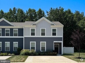 Building Photo - 198 Currant Cir