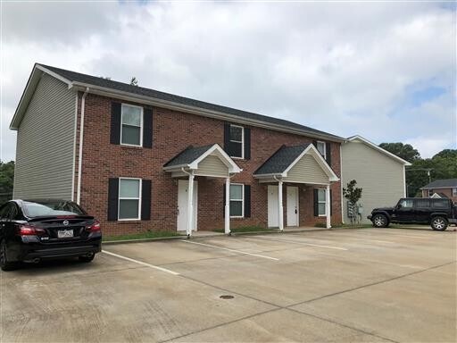 Primary Photo - 512 Peachers Ridge Rd