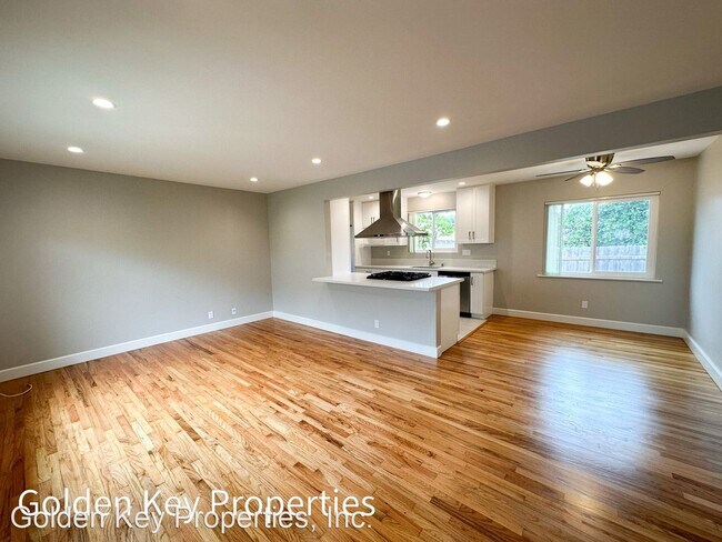 Building Photo - 3 br, 2 bath House - 1066 Buena Vista Way