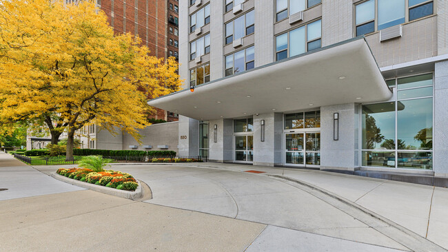 Exterior Front - 1550 N Lake Shore Dr