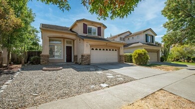 Building Photo - 2305 Edmund Ct