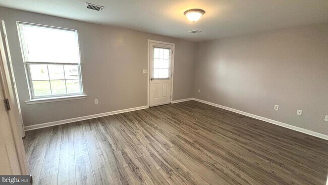 Foto del edificio - 6209 Galleon Drive