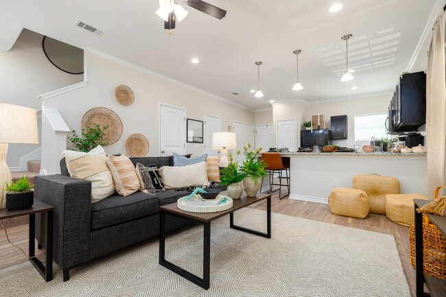 Experience Modern Open-Concept Living with Designer Light Fixtures at Seaglass Apartments - Elevate Your Corpus Christi Lifestyle - Seaglass Apartments & Townhomes