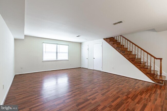 Foto del edificio - 430 N Patrick St