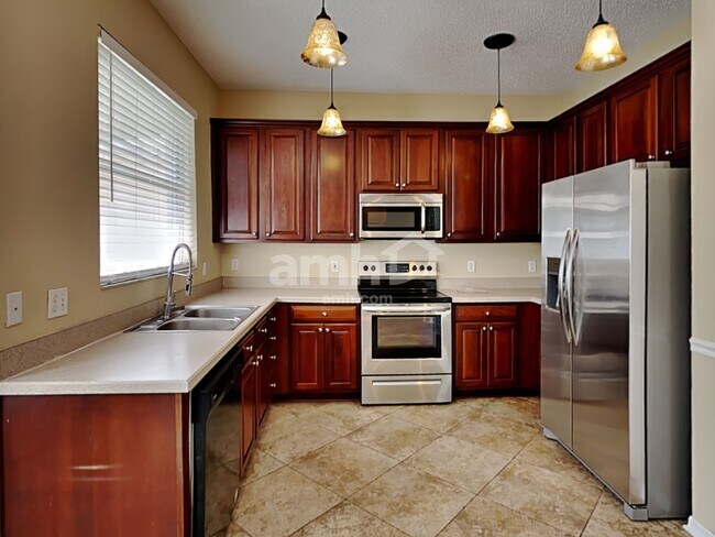 Building Photo - 1415 Loretto Cir