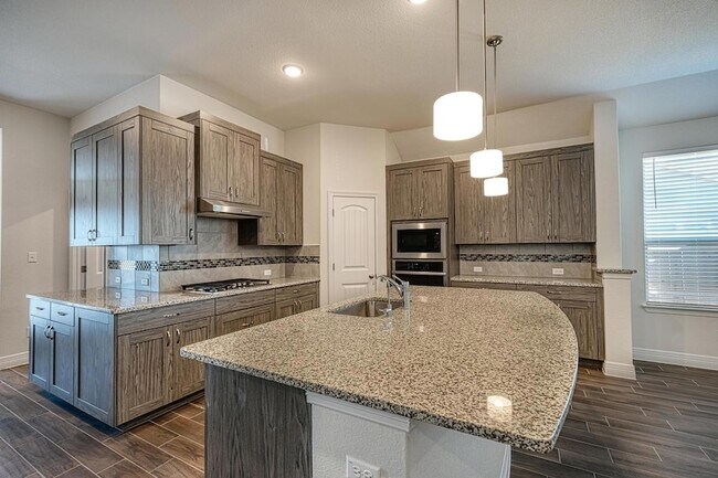 Building Photo - 126 Russet Trl