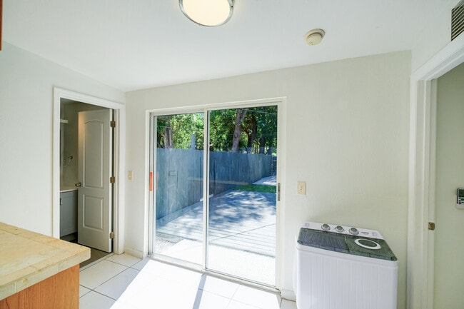 Living - 1556 NE 135th St