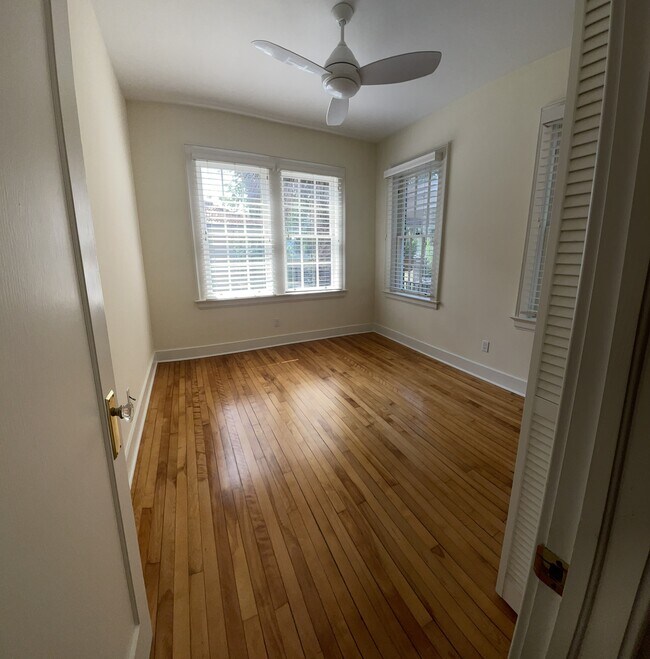 The Carlton Apartments in Jacksonville, FL