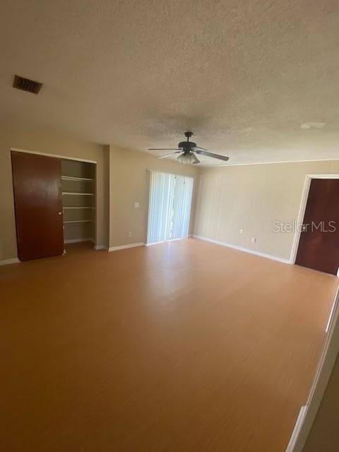 Building Photo - 1420 Meadowlark St