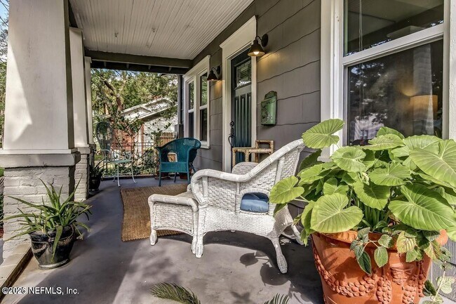 Foto del edificio - 1117 Cedar St