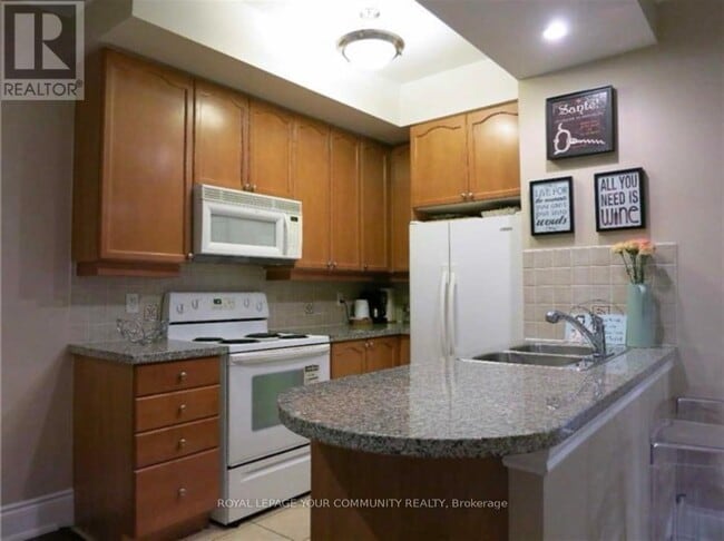 Building Photo - 10 Northtown Way