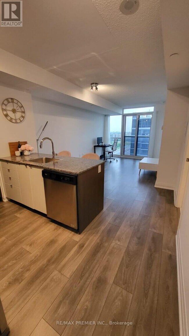 Building Photo - 9 Valhalla Inn Rd