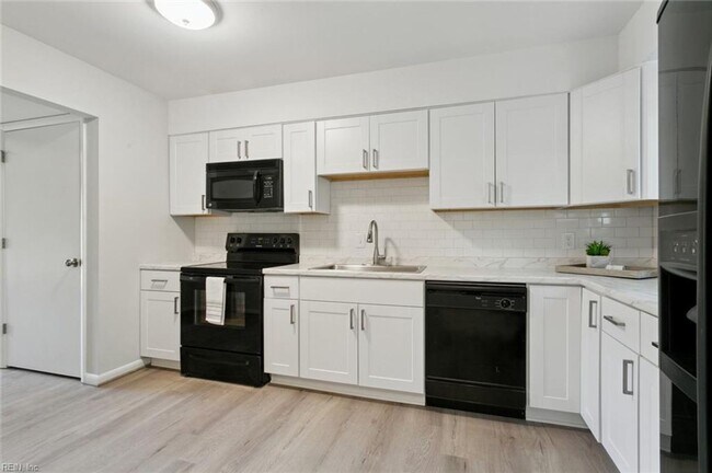 Foto del edificio - Charming  2 Story Condo