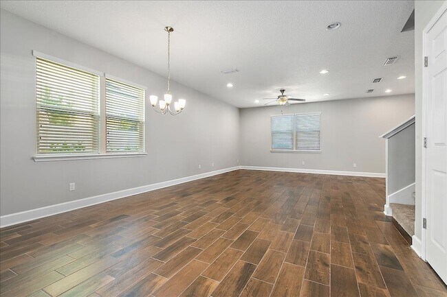 Foto del edificio - 1021 Seaside Dr N