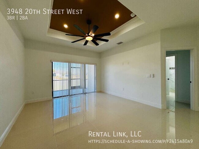 Foto del edificio - 3948 20th St W