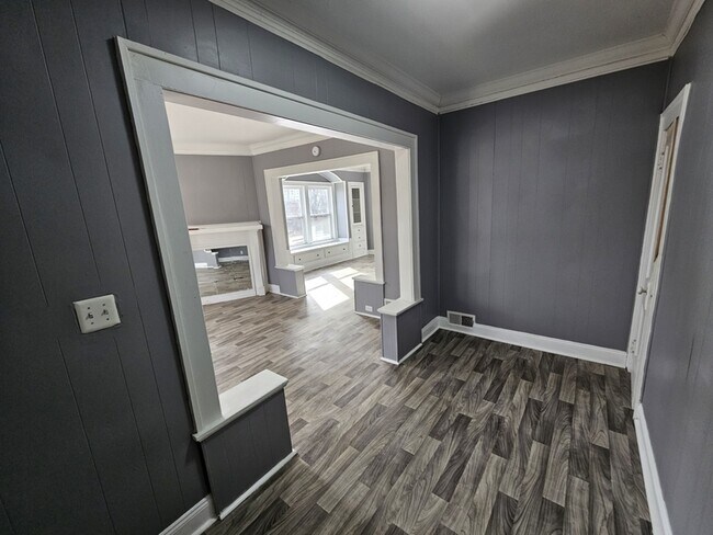 Foto del edificio - 9208 Pierpont Ave