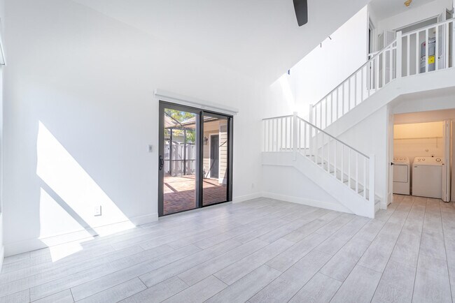 Foto del edificio - 302 Summerwinds Ln